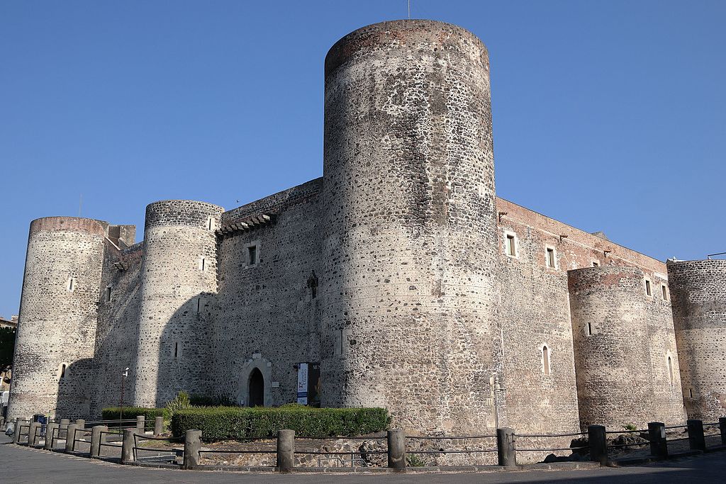 Castello Ursino source wikipedia.org
